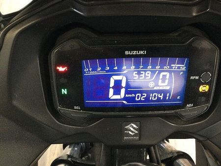 スズキ GSX250R GSX250R【日常の扱いやすさとスタイリッシュさを兼ね揃えた1台!】 9