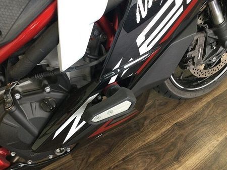 カワサキ ZX-25R Ninja ZX-25R SE【唯一無二、爽快感抜群の4気筒スーパースポーツ!】!! 16