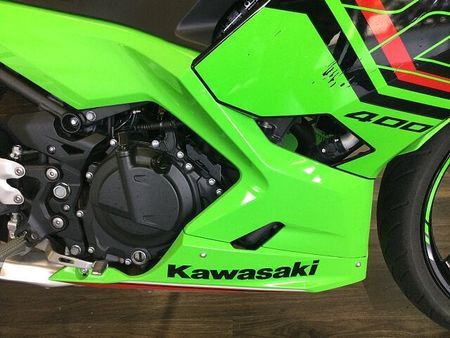 カワサキ ニンジャ 400 Ninja 400【KAWASAKIのハイパフォーマンスモデル!】!! 15