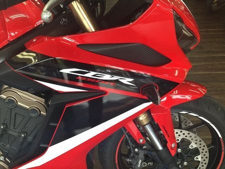 ホンダ CBR650R CBR650R【SS直系のスタイリングで人気!HONDAのスポーツバイク!】!! 22
