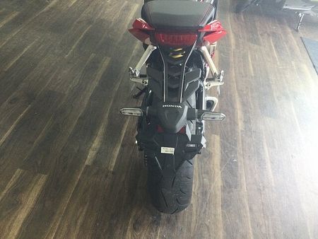 ホンダ CBR650R CBR650R【SS直系のスタイリングで人気!HONDAのスポーツバイク!】!! 30