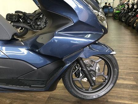ホンダ PCX125 PCX125 【上質な走りと流麗なデザインのプレミアムスクーター!】!! 21