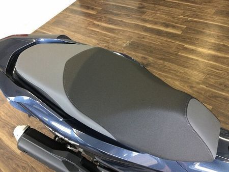 ホンダ PCX125 PCX125 【上質な走りと流麗なデザインのプレミアムスクーター!】!! 28
