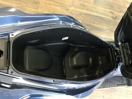 ホンダ PCX125 PCX125 【上質な走りと流麗なデザインのプレミアムスクーター!】!! 29