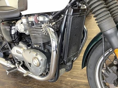 トライアンフ BONNEVILLE T120 Bonneville T120★クラシックなデザインと最新装備を合わせた人気の一台!★ 21