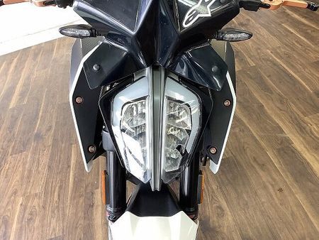 KTM 390 DUKE 390 DUKE★力強いパフォーマンスをストリートで発揮する!★!! 17