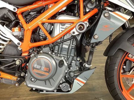 KTM 390 DUKE 390 DUKE★力強いパフォーマンスをストリートで発揮する!★!! 26