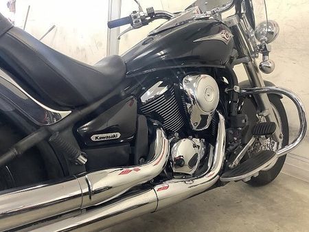 カワサキ バルカン900カスタム VULCAN900クラシック 今なお褪せない人気の重厚感溢れる大型アメリカンは装備満載で凄 18