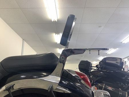 カワサキ バルカン900カスタム VULCAN900クラシック 今なお褪せない人気の重厚感溢れる大型アメリカンは装備満載で凄 32