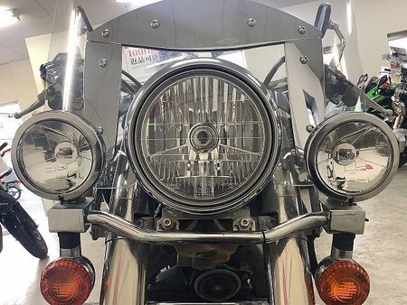 カワサキ バルカン900カスタム VULCAN900クラシック 今なお褪せない人気の重厚感溢れる大型アメリカンは装備満載で凄 38