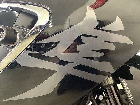 スズキ HAYABUSA ハヤブサ-3 漆黒のスピードを乗りこなすのは…貴方。標準装備も充実の車検付き高年式は早い者 14