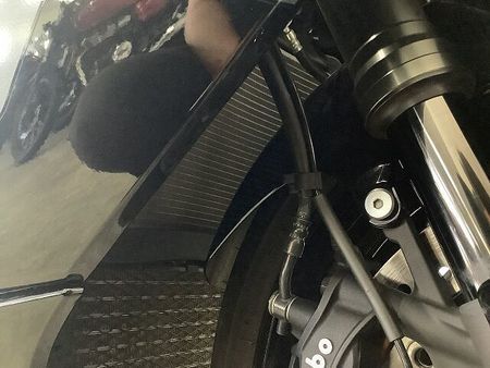 スズキ HAYABUSA ハヤブサ-3 漆黒のスピードを乗りこなすのは…貴方。標準装備も充実の車検付き高年式は早い者 23