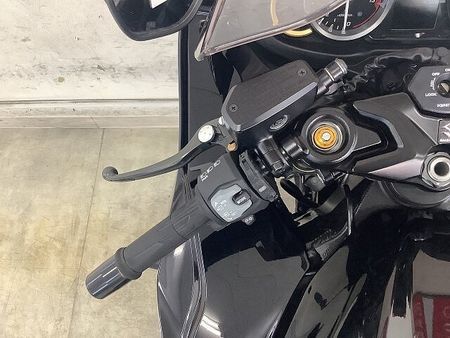 スズキ HAYABUSA ハヤブサ-3 漆黒のスピードを乗りこなすのは…貴方。標準装備も充実の車検付き高年式は早い者 27