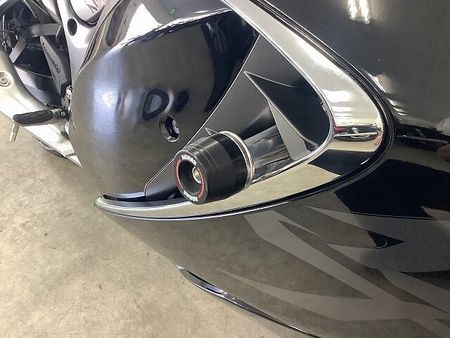 スズキ HAYABUSA ハヤブサ-3 漆黒のスピードを乗りこなすのは…貴方。標準装備も充実の車検付き高年式は早い者 28