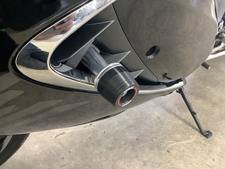 スズキ HAYABUSA ハヤブサ-3 漆黒のスピードを乗りこなすのは…貴方。標準装備も充実の車検付き高年式は早い者 29