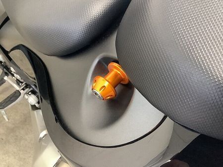 スズキ HAYABUSA ハヤブサ-3 漆黒のスピードを乗りこなすのは…貴方。標準装備も充実の車検付き高年式は早い者 34