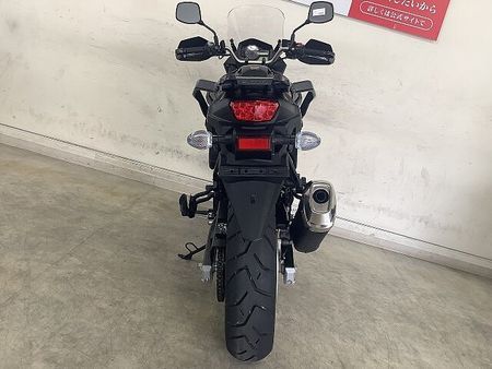 スズキ Vストローム650XT Vストローム650XTA 【マル得車両】快適性と走破性を兼ね備えたミドルアドベンチャーはワ 17