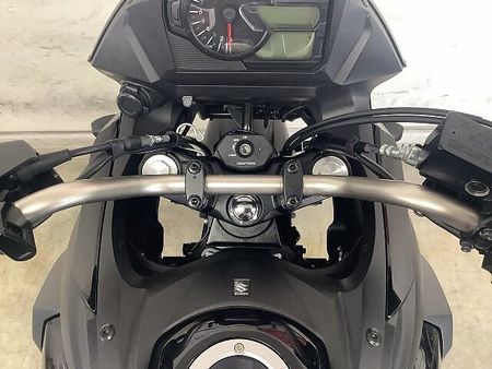 スズキ Vストローム650XT Vストローム650XTA 【マル得車両】快適性と走破性を兼ね備えたミドルアドベンチャーはワ 26