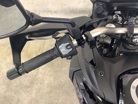 スズキ Vストローム650XT Vストローム650XTA 【マル得車両】快適性と走破性を兼ね備えたミドルアドベンチャーはワ 27