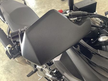 スズキ Vストローム650XT Vストローム650XTA 【マル得車両】快適性と走破性を兼ね備えたミドルアドベンチャーはワ 33