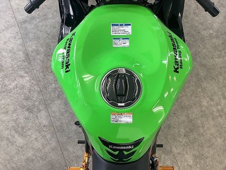 カワサキ ZX-6R ZX-6RA KRT Edition ミドルクラスSSの雄の躍動する存在感をその手に!多彩 19