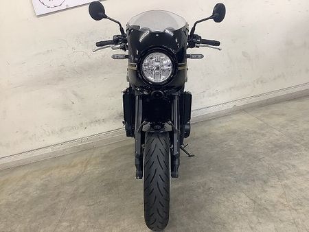 カワサキ Z900RS Z900RSカフェ 名車「Z1」を彷彿とさせるデザインと最新の技術が融合した温故知新なカフ 11