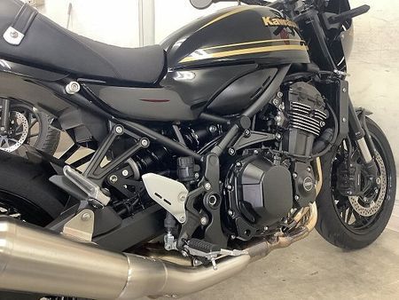カワサキ Z900RS Z900RSカフェ 名車「Z1」を彷彿とさせるデザインと最新の技術が融合した温故知新なカフ 15