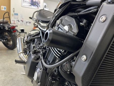 カワサキ Z900RS Z900RS 名車「Z1」を彷彿とさせるデザインと最新の技術が融合した温故知新な一台!高年 28