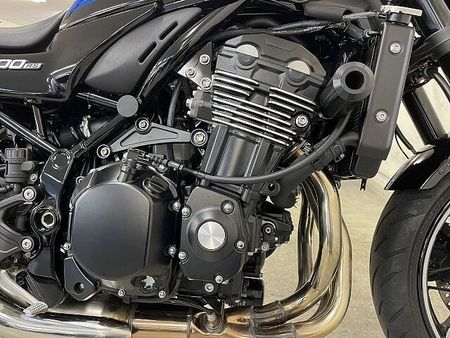 カワサキ Z900RS Z900RS 名車「Z1」を彷彿とさせるデザインと最新の技術が融合した温故知新な一台!高年 9