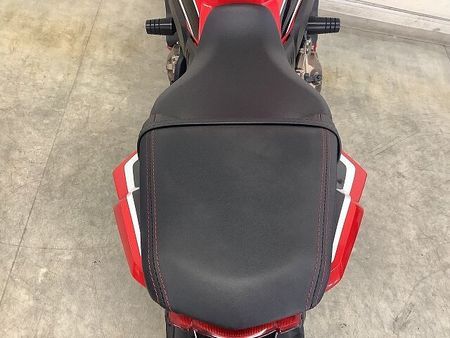 ホンダ CBR650R CBR650R【マル得車両】 新世代のミドルCBRはなんでもこなせる万能フルカウル並列4気 18