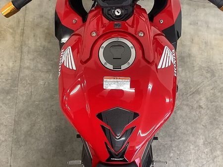 ホンダ CBR650R CBR650R【マル得車両】 新世代のミドルCBRはなんでもこなせる万能フルカウル並列4気 19