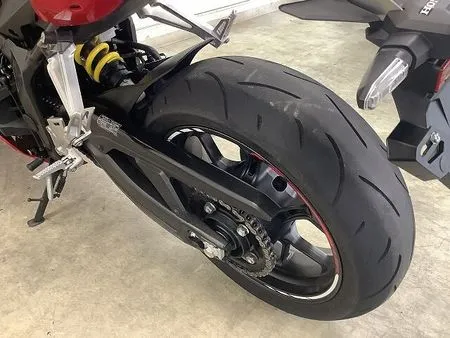 ホンダ CBR650R CBR650R【マル得車両】 新世代のミドルCBRはなんでもこなせる万能フルカウル並列4気 21
