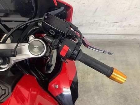 ホンダ CBR650R CBR650R【マル得車両】 新世代のミドルCBRはなんでもこなせる万能フルカウル並列4気 24