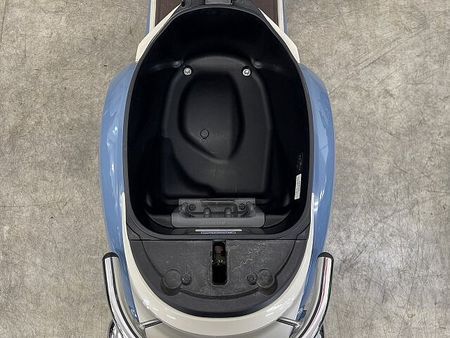 ホンダ ジョルノ ジョルノ-3 液晶メーター等、多彩な機能が満載のファッションスクーター!サイドスタンド付き 21