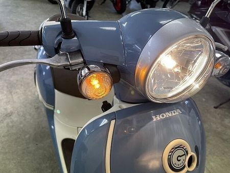 ホンダ ジョルノ ジョルノ-3 液晶メーター等、多彩な機能が満載のファッションスクーター!サイドスタンド付き 22