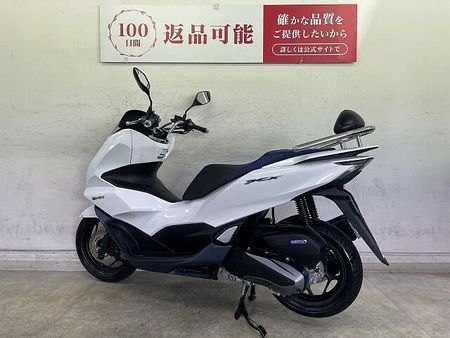 ホンダ PCX125 PCX125-4ハイブリッド 静かに、鋭く。次世代の走りはハイブリッドにあり!バックレスト 4