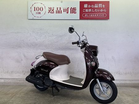 ヤマハ ビーノ(2サイクル) VINO DX オシャレバイクの代名詞な一台が人気のカラーで登場!乗り易さも抜群ですよ☆ 2