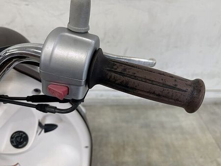 ヤマハ ビーノ(2サイクル) VINO DX オシャレバイクの代名詞な一台が人気のカラーで登場!乗り易さも抜群ですよ☆ 17