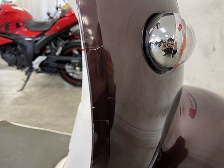 ヤマハ ビーノ(2サイクル) VINO DX オシャレバイクの代名詞な一台が人気のカラーで登場!乗り易さも抜群ですよ☆ 37