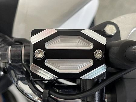 ホンダ PCX125 PCX125-3 スマートキー採用の先進感溢れる次世代スクーターはカスタム光る一台です☆ 33