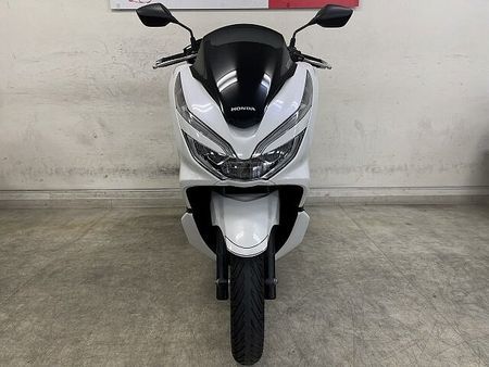 ホンダ PCX125 PCX125-3 スマートキー採用の先進感溢れる次世代スクーターはカスタム光る一台です☆ 10