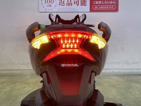 ホンダ フォルツァ(MF06) フォルツァ-5 「力強さ」、「オシャレさ」、「快適さ」、数多の顔を見せてくれる新世代ビッグ 33