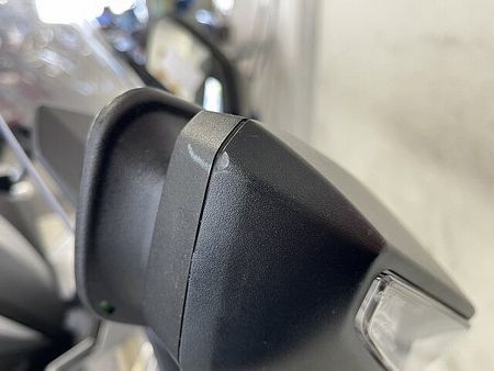 ホンダ フォルツァ(MF06) フォルツァ-5 「力強さ」、「オシャレさ」、「快適さ」、数多の顔を見せてくれる新世代ビッグ 39