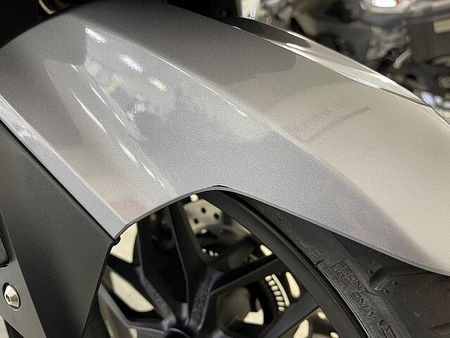 ホンダ フォルツァ(MF06) フォルツァ-5 「力強さ」、「オシャレさ」、「快適さ」、数多の顔を見せてくれる新世代ビッグ 40