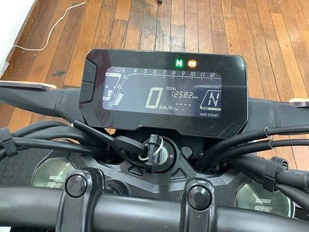 ホンダ CB125R CB125R 2021年モデル ヘルメットホルダー付き ABS標準装備!! 9