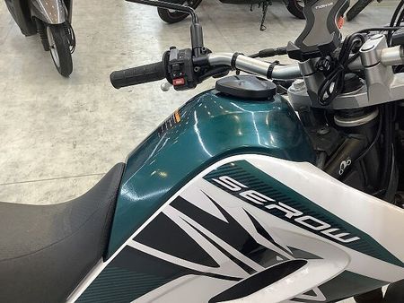ヤマハ セロー 250 【スピード納車】セロー250 【マル得】 リアキャリア装備! インジェクションモデル! D 31