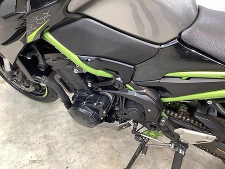 カワサキ Z900 Z900 【マル得】 ABS USB電源装備! トラクションコントロール&ライドモード&E 21