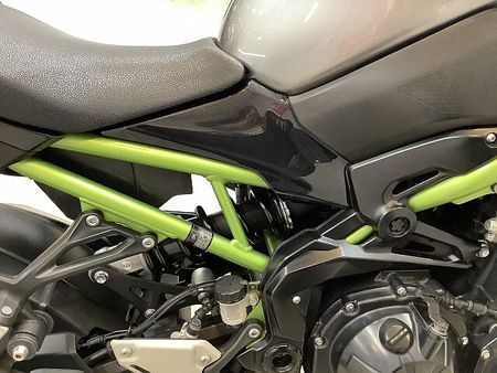 カワサキ Z900 Z900 【マル得】 ABS USB電源装備! トラクションコントロール&ライドモード&E 32