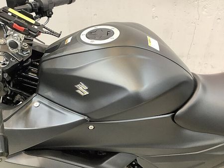 スズキ ジクサー SF250 ジクサー250SF ABS アクセサリーバー&USB電源! 油冷シングルエンジン搭載モデル 39