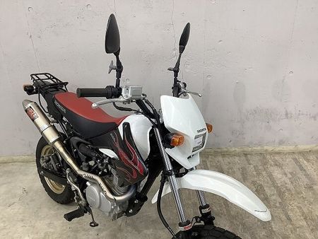 ホンダ XR100R(競技用) 【スピード納車】XR100モタード JMCA認証ヨシムラサイクロンマフラー! リアキャリア 11